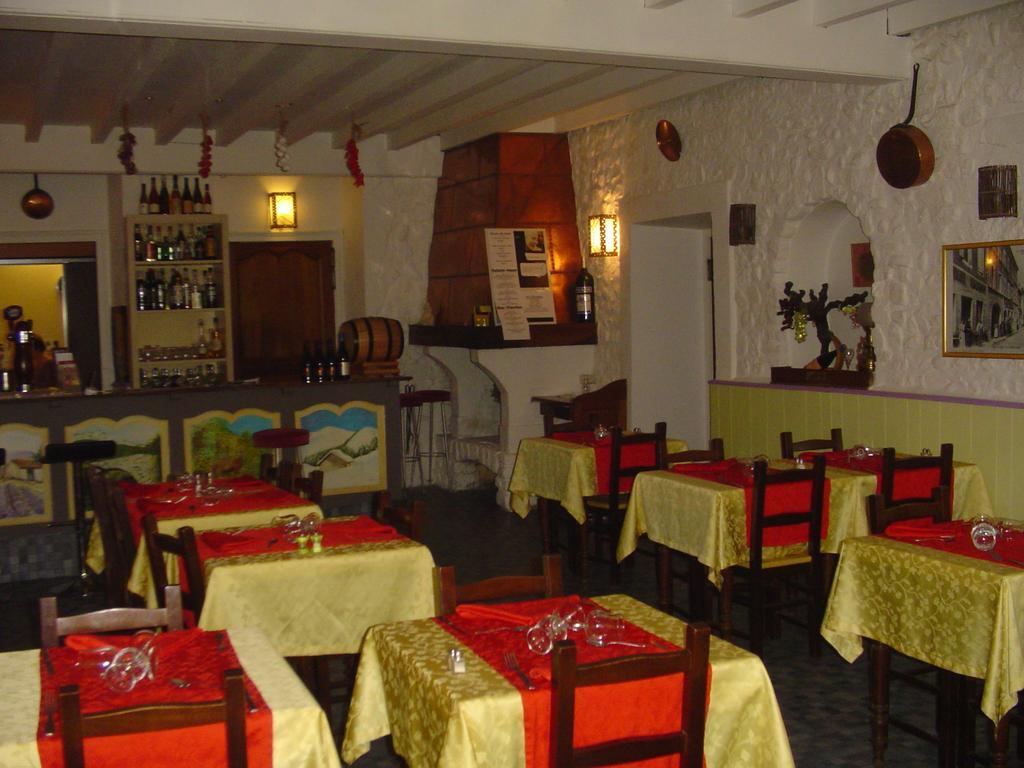 Hotel Le Saint Domingue Die Esterno foto